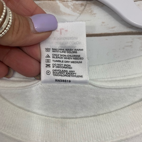 Jason Aldean Graphic Band Tour White T Shi… - Picture 6 of 6